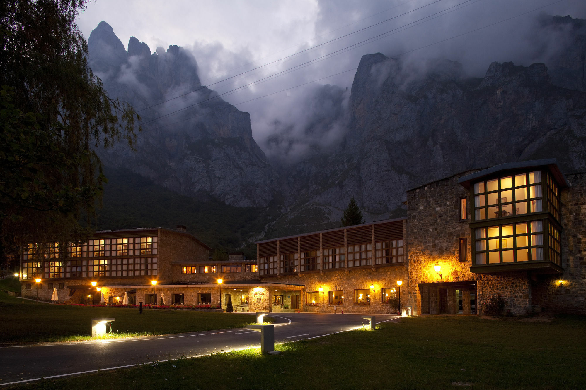 Parador De Fuente De Exterior photo